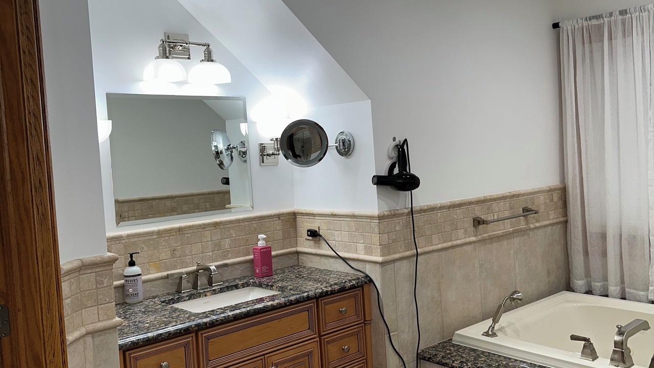 Photo of Bathroom in Twin Lakes