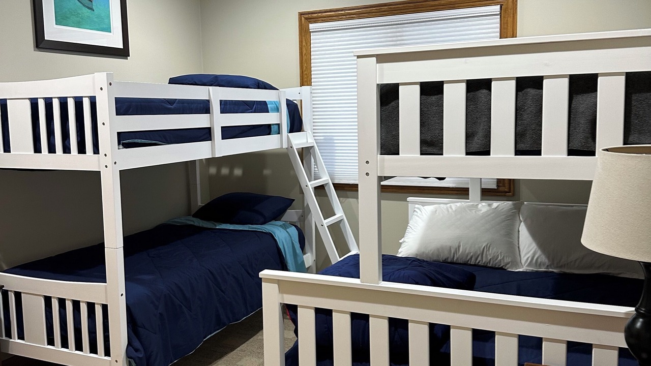 Photo of Bedroom in Twin Lakes
