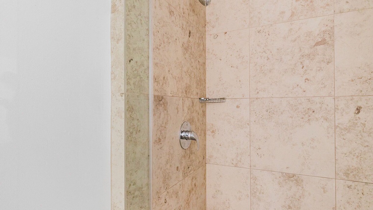 Photo of Bathroom in Streeterville