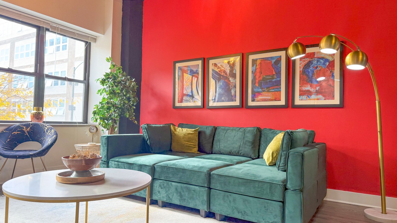 Photo of Livingroom in Near South Side