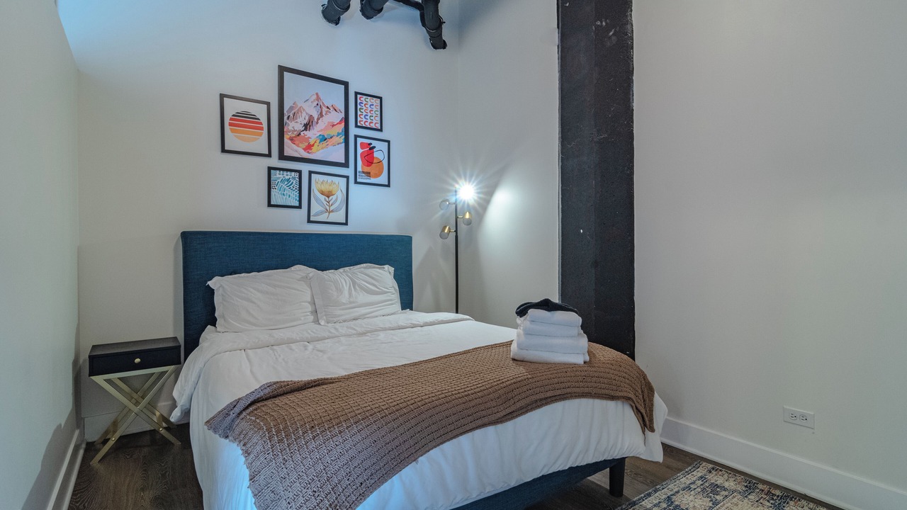 Photo of Bedroom in Near South Side