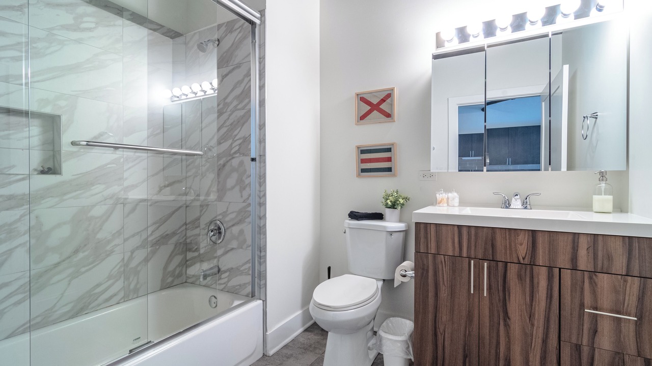 Photo of Bathroom in Near South Side