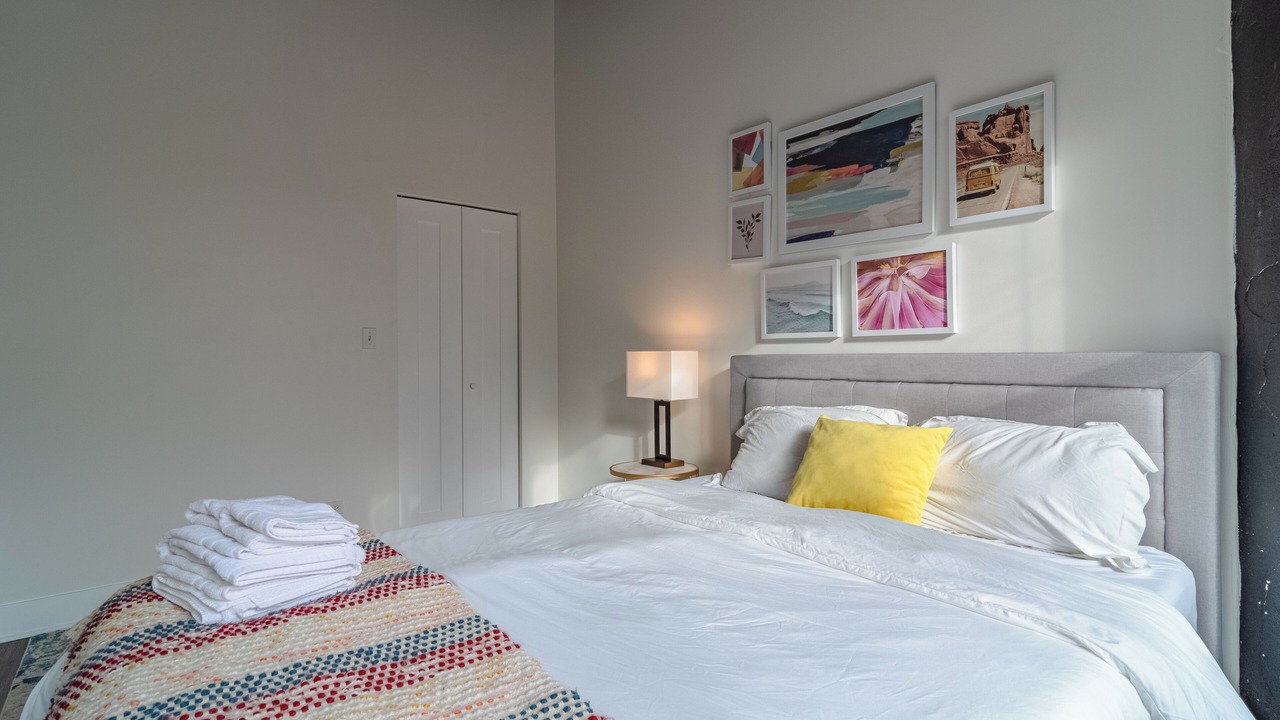 Photo of Bedroom in Near South Side