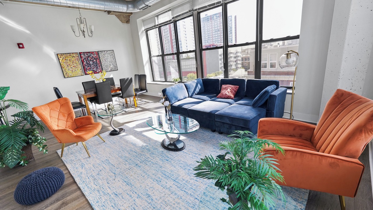 Photo of Livingroom in Near South Side