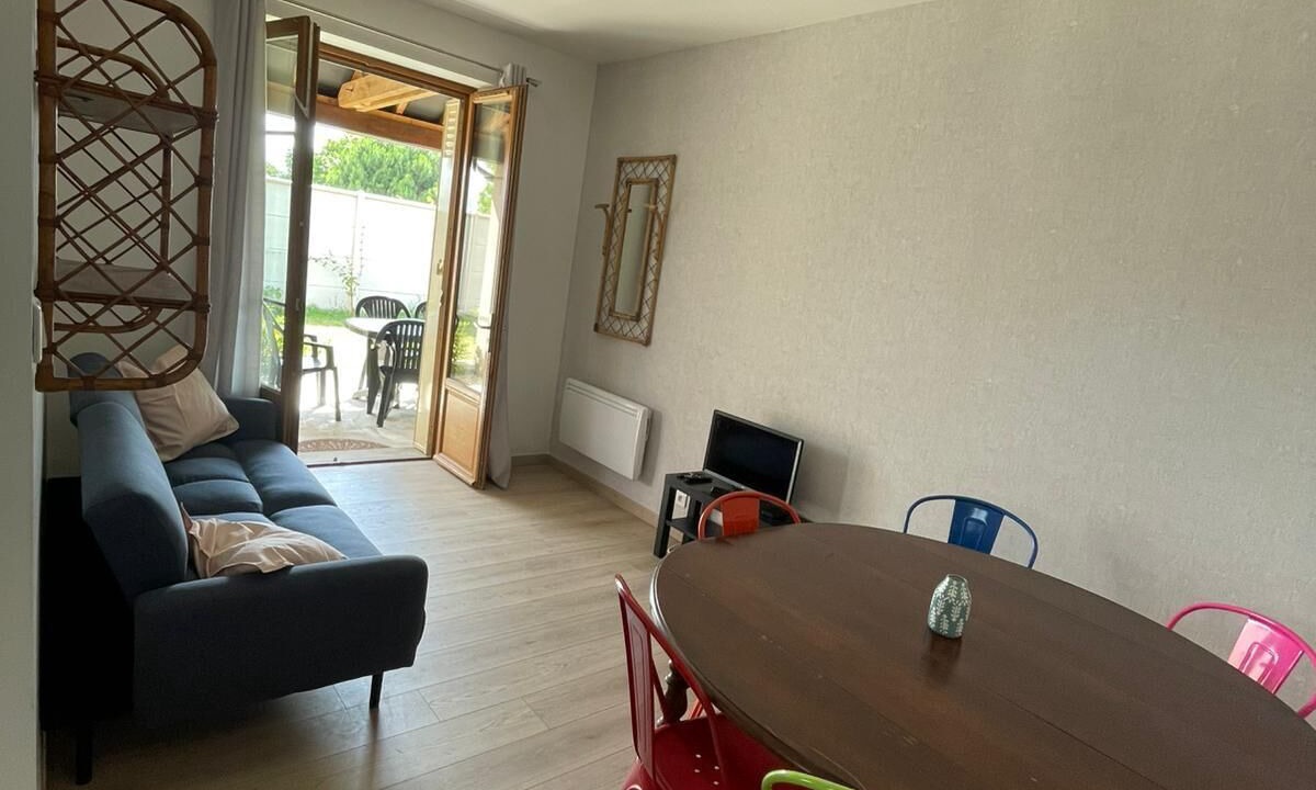Photo of Livingroom in Saint-Romain-sur-Cher