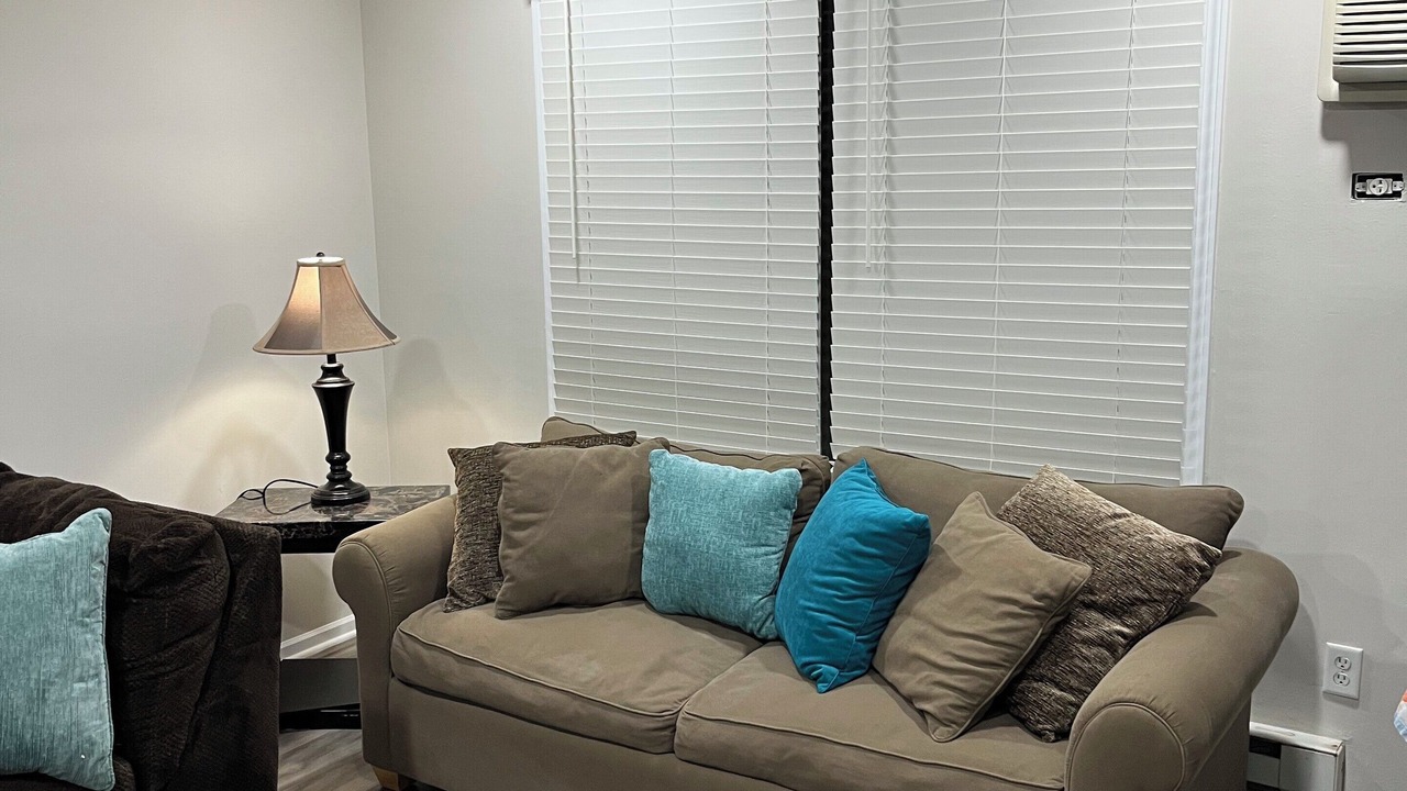 Photo of Livingroom in Aurora