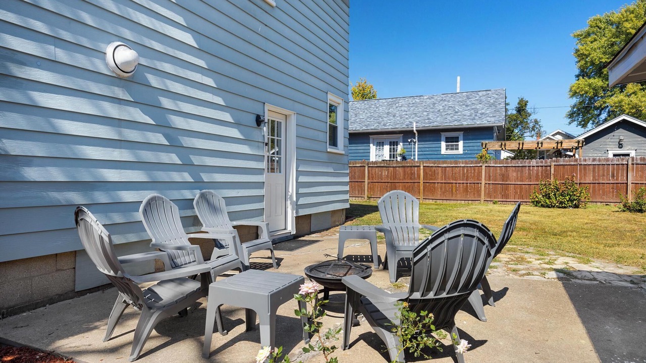 Photo of Patio Balcony in Peoria Heights