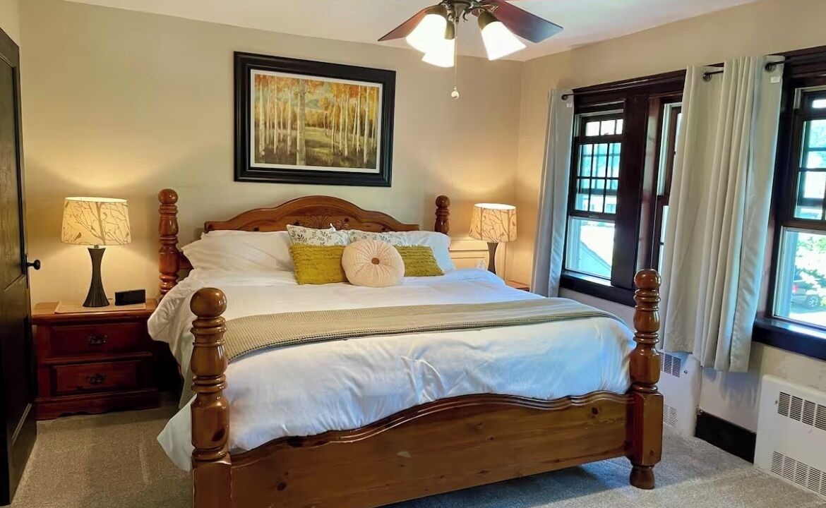 Photo of Bedroom in Whitehall