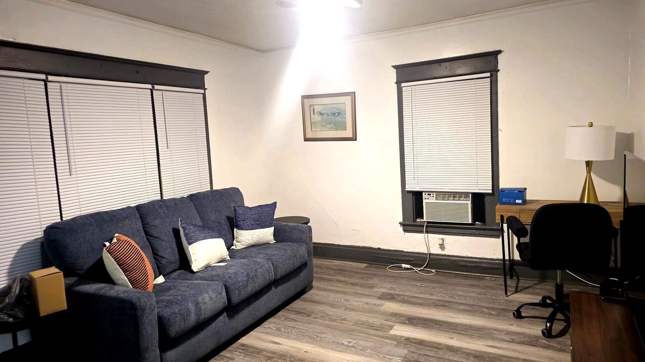 Photo of Livingroom in Rockford