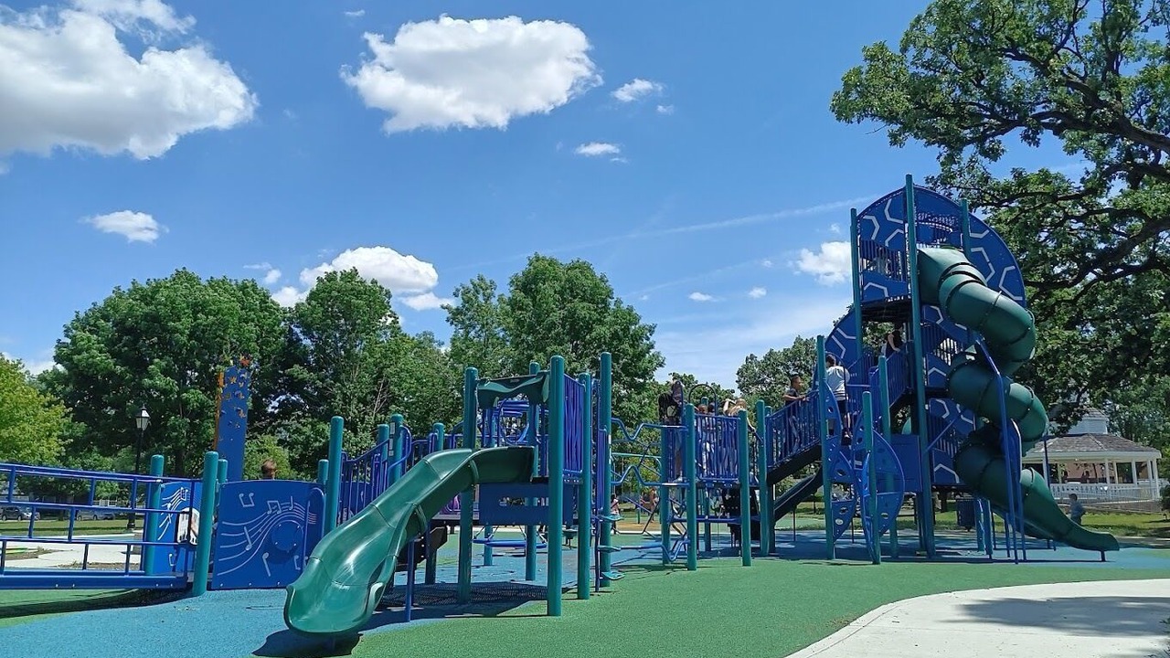 Photo of Others in Bartlett