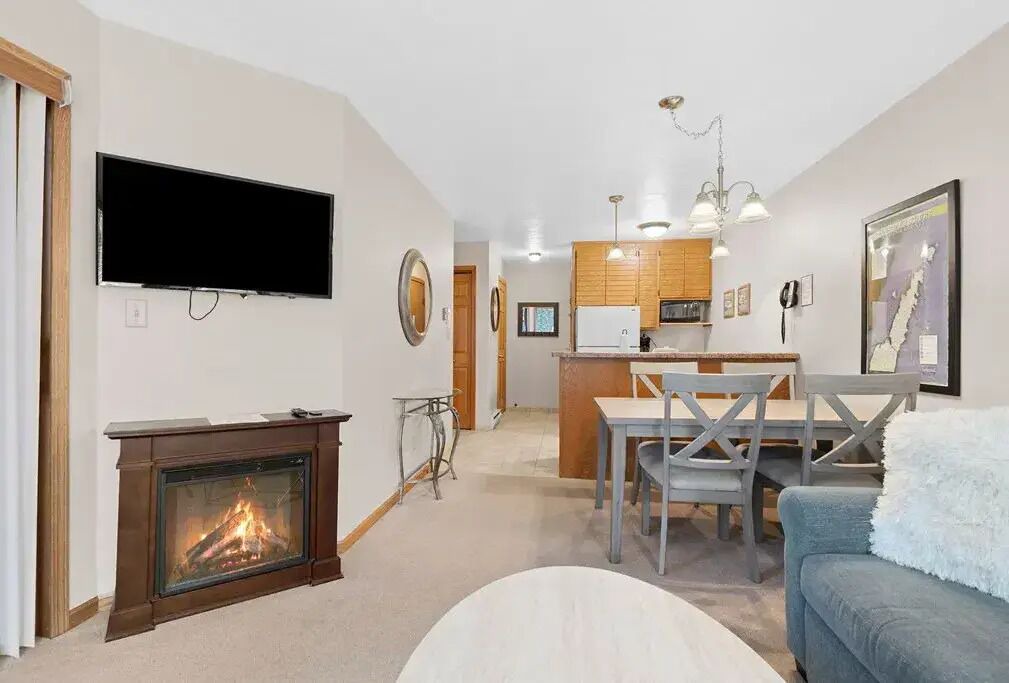 Photo of Livingroom in Egg Harbor