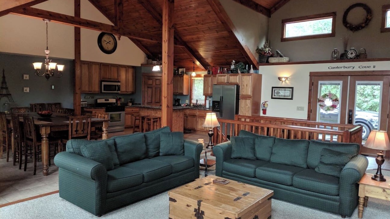Photo of Livingroom in The Galena Territory