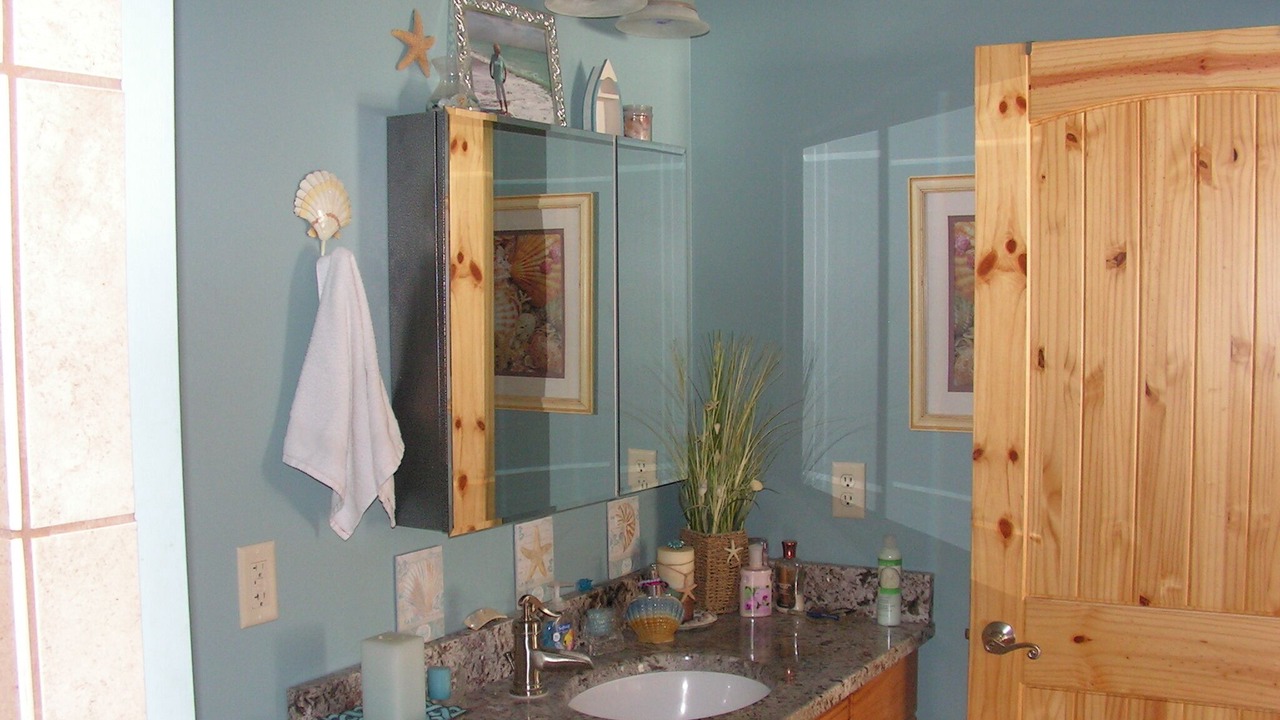 Photo of Bathroom in Mayfield