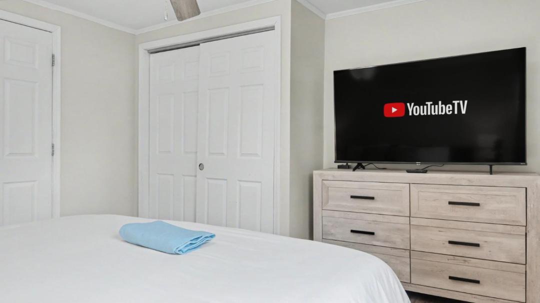Photo of Bedroom in Libertyville