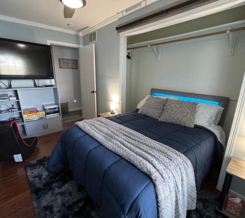 Photo of Bedroom in Lynn Center