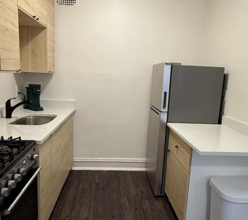 Photo of Kitchen in Edgewater Beach