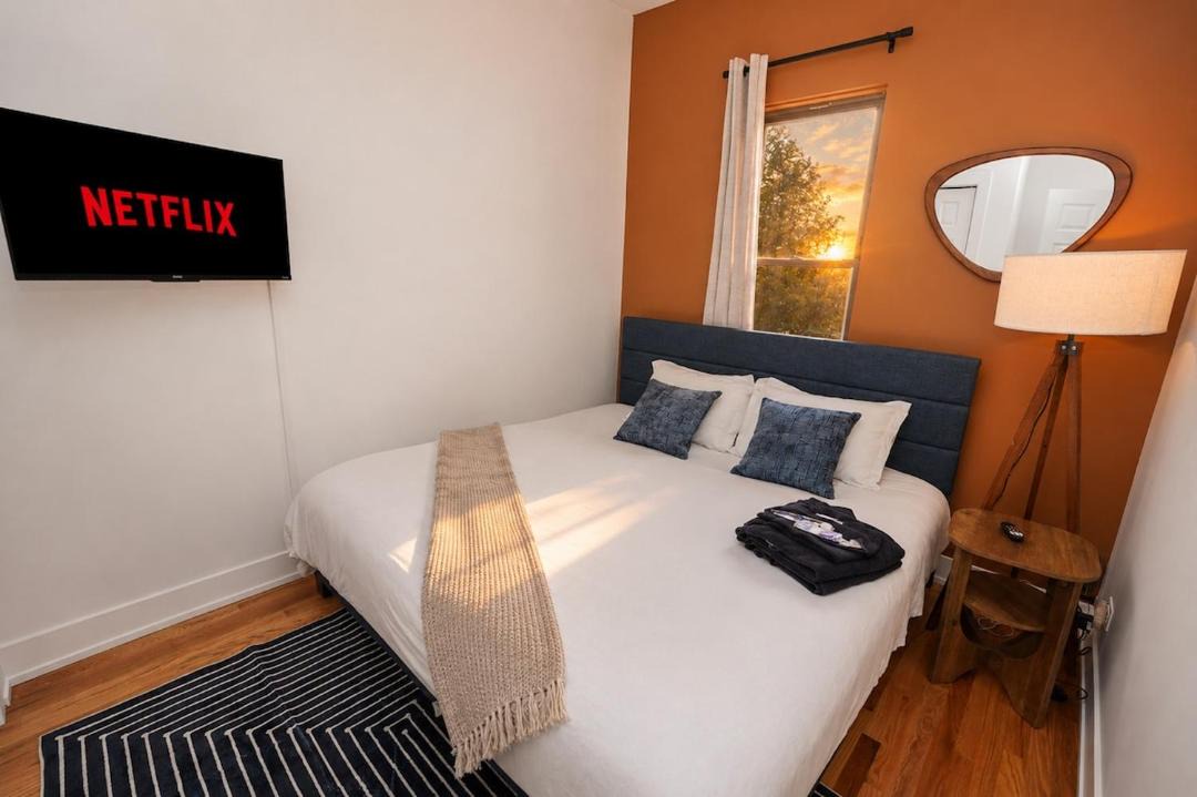 Photo of Bedroom in West Town