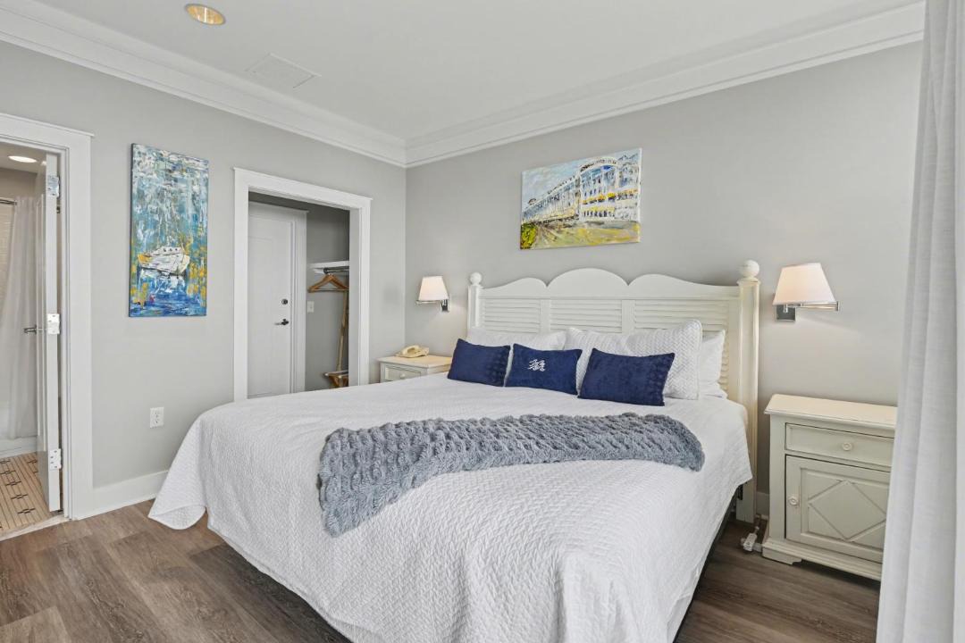 Photo of Bedroom in Bay Harbor
