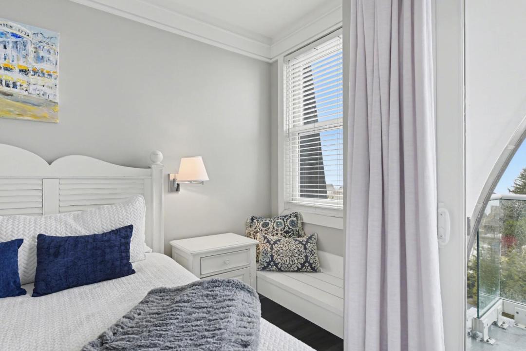 Photo of Bedroom in Bay Harbor