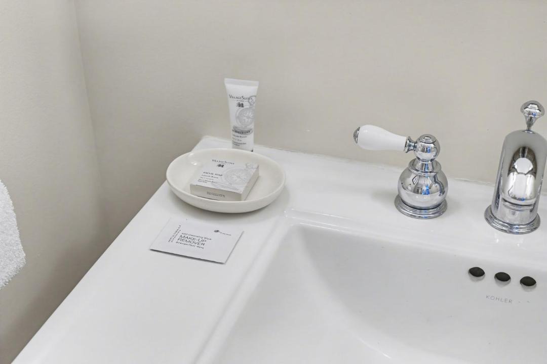 Photo of Bathroom in Bay Harbor