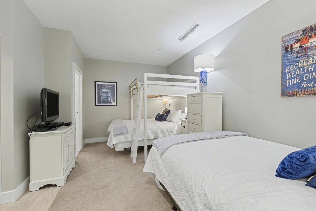 Photo of Bedroom in Bay Harbor