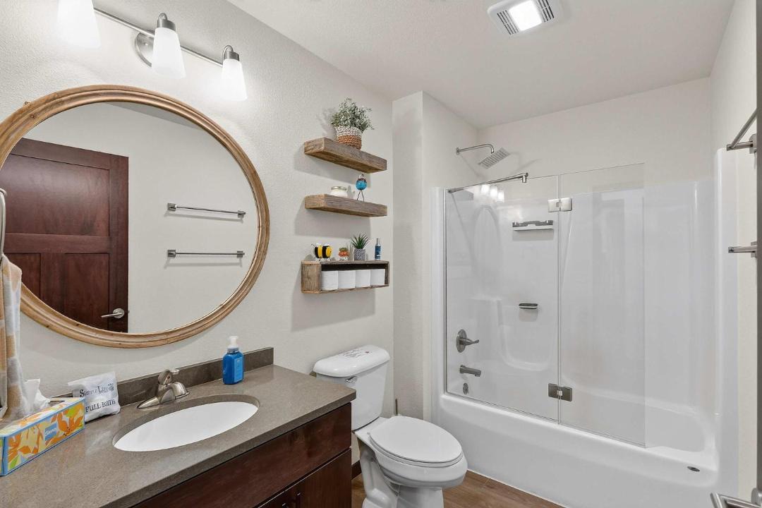 Photo of Bathroom in Baileys Harbor