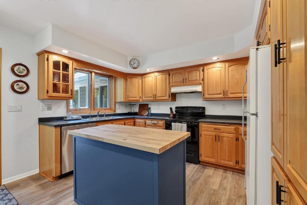Photo of Kitchen in Sturgeon Bay