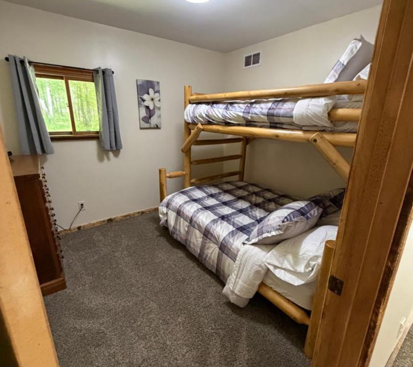 Photo of Bedroom in Crandon