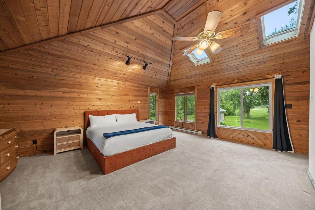Photo of Bedroom in Baroda