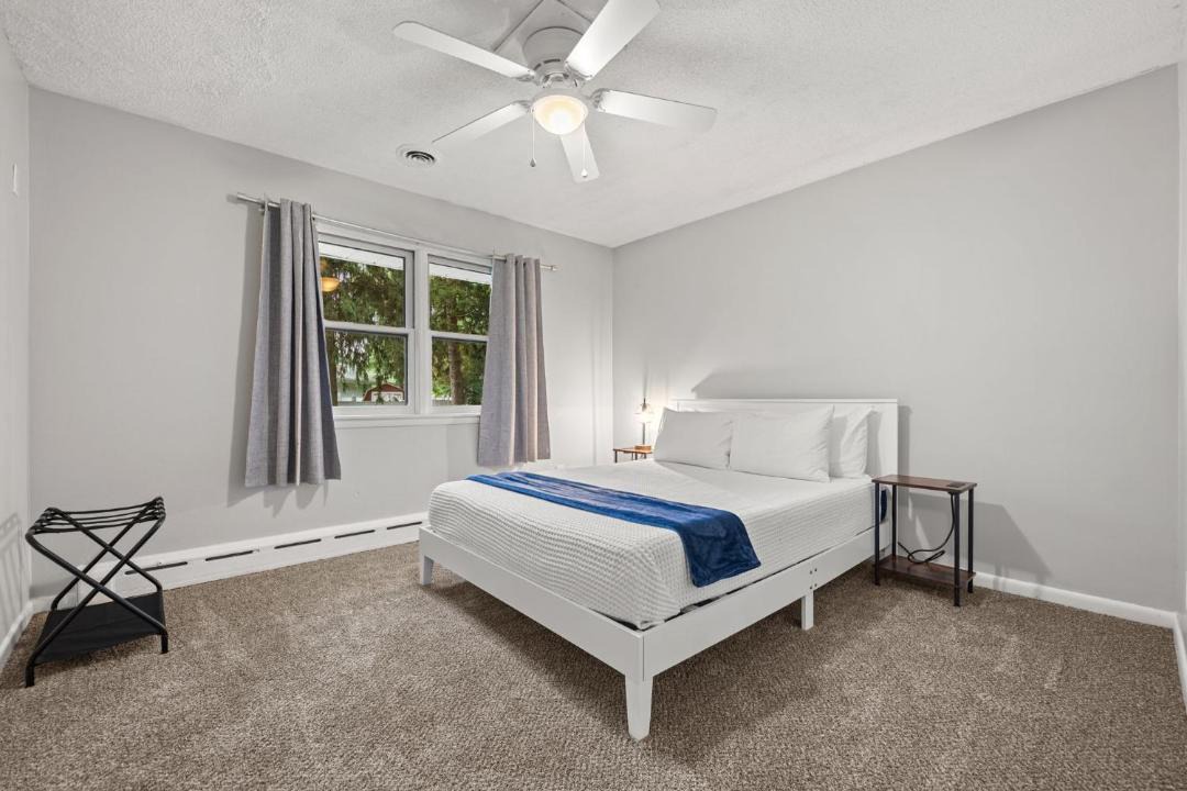Photo of Bedroom in Baroda