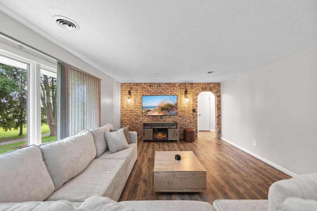 Photo of Livingroom in Baroda