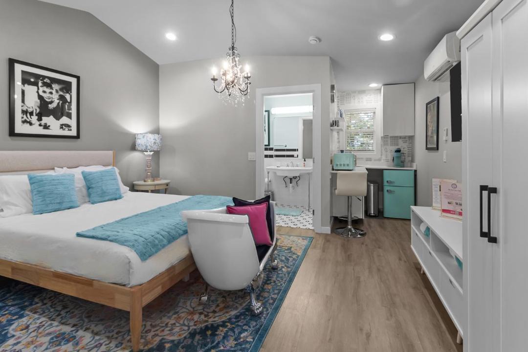 Photo of Bedroom in Williams Bay