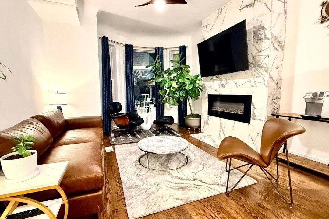 Photo of Livingroom in Washington Park