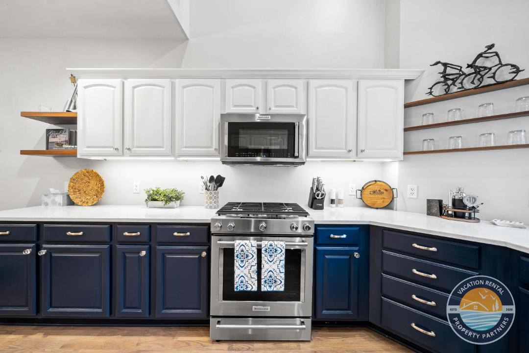 Photo of Kitchen in Fontana-on-Geneva Lake