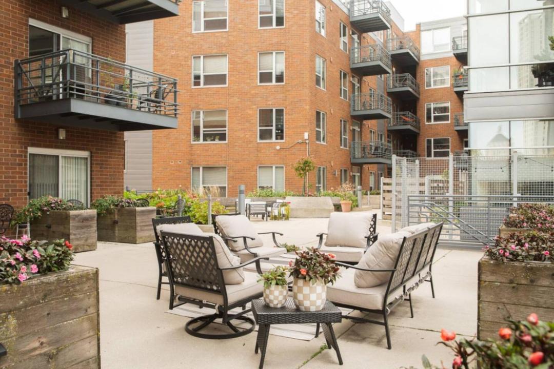 Photo of Patio Balcony in Yankee Hill