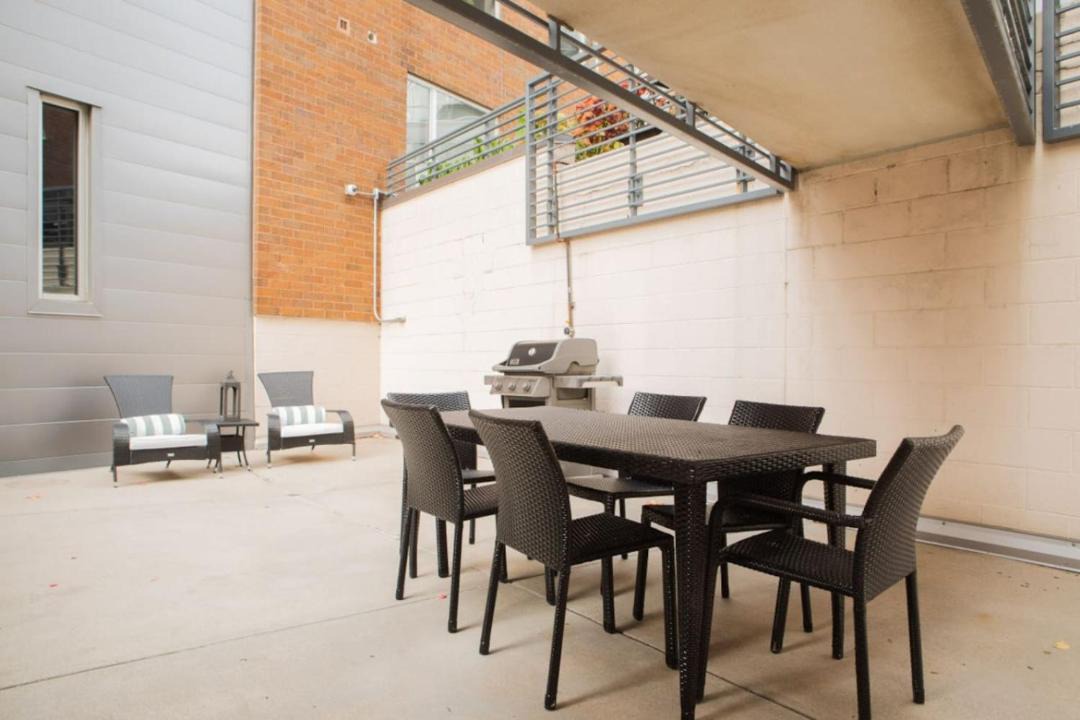 Photo of Patio Balcony in Yankee Hill