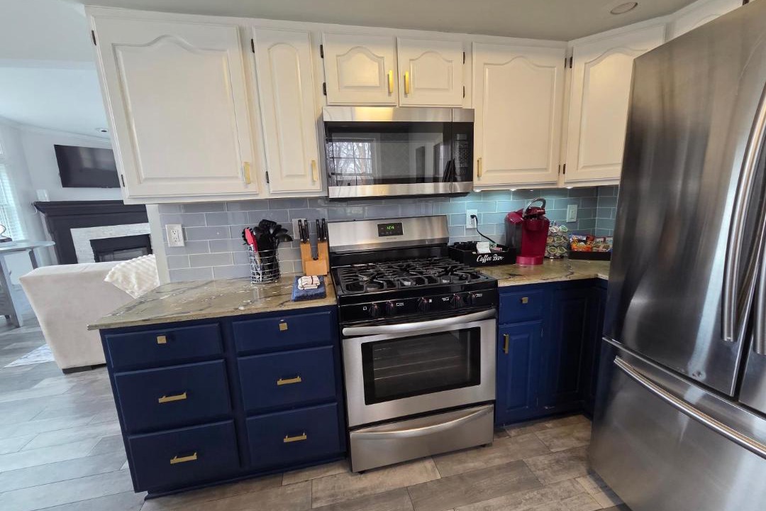 Photo of Kitchen in Lynn Center