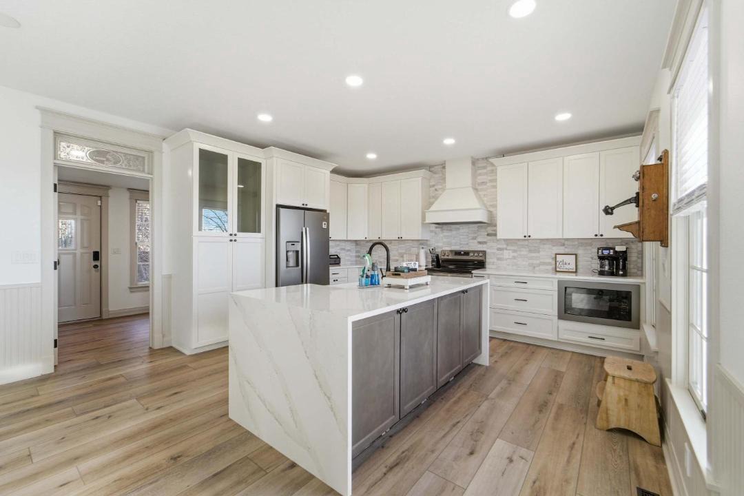 Photo of Kitchen in Saylorville