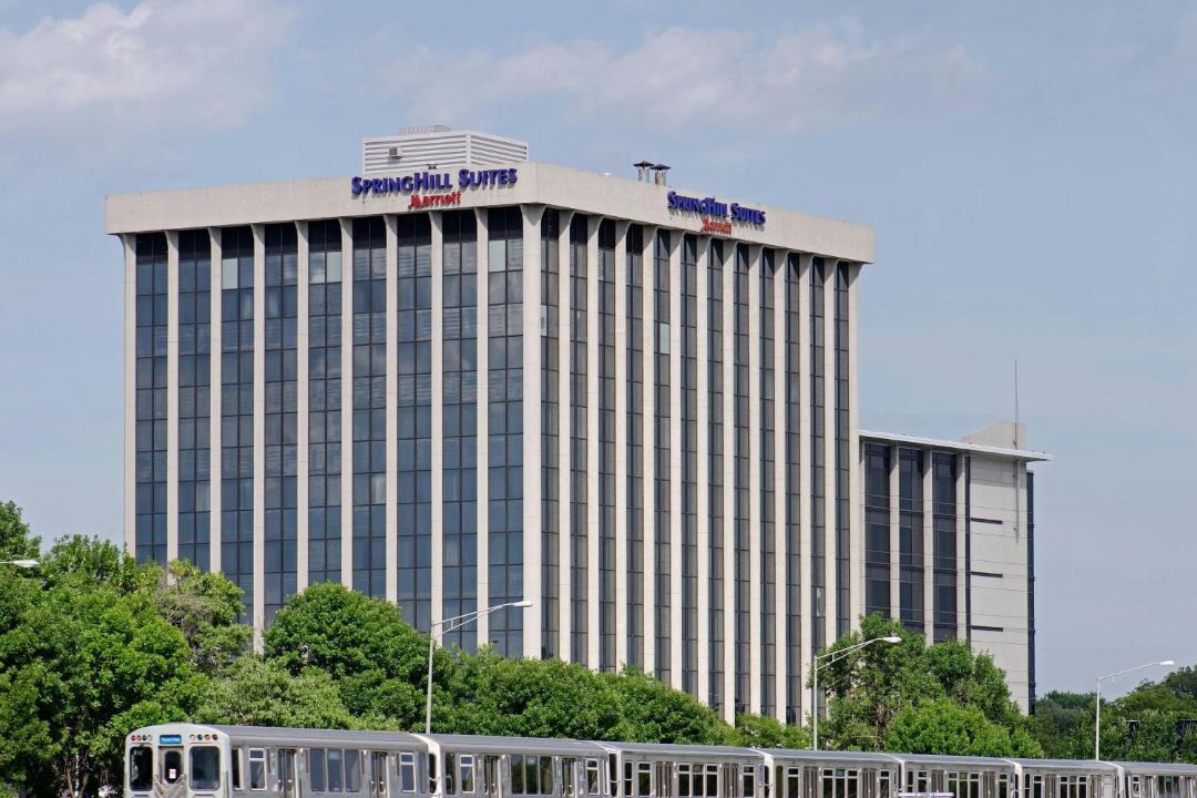 Photo of Buildings in Norwood Park