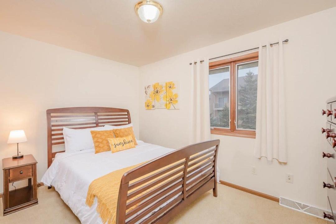 Photo of Bedroom in Neenah