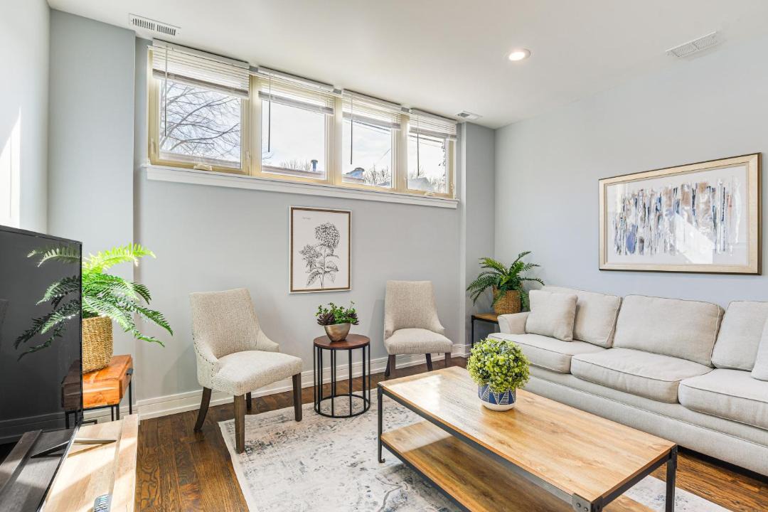 Photo of Livingroom in Bucktown