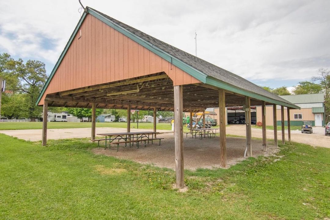 Photo of Others in Goodfield