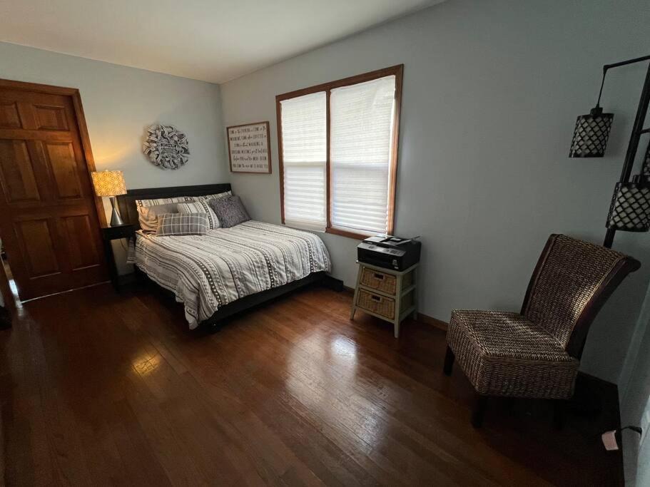 Photo of Bedroom in Paddock Lake