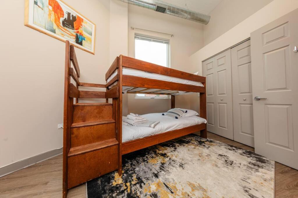 Photo of Bedroom in Near South Side