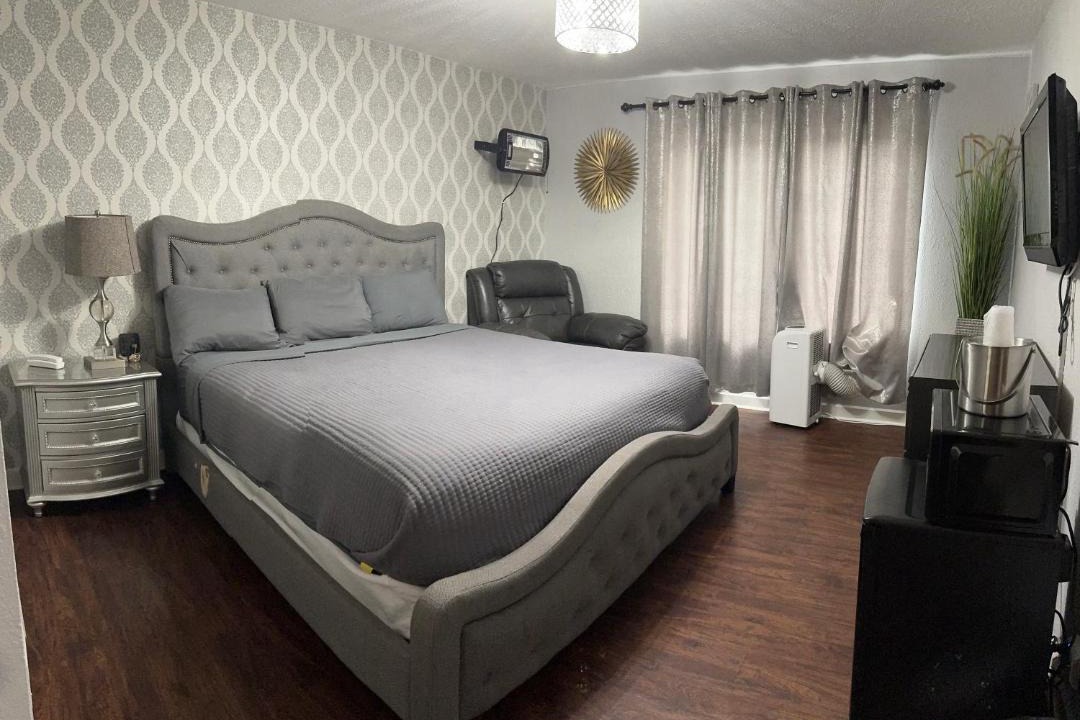 Photo of Bedroom in Milwaukee