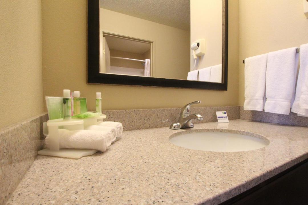 Photo of Bathroom in Libertyville