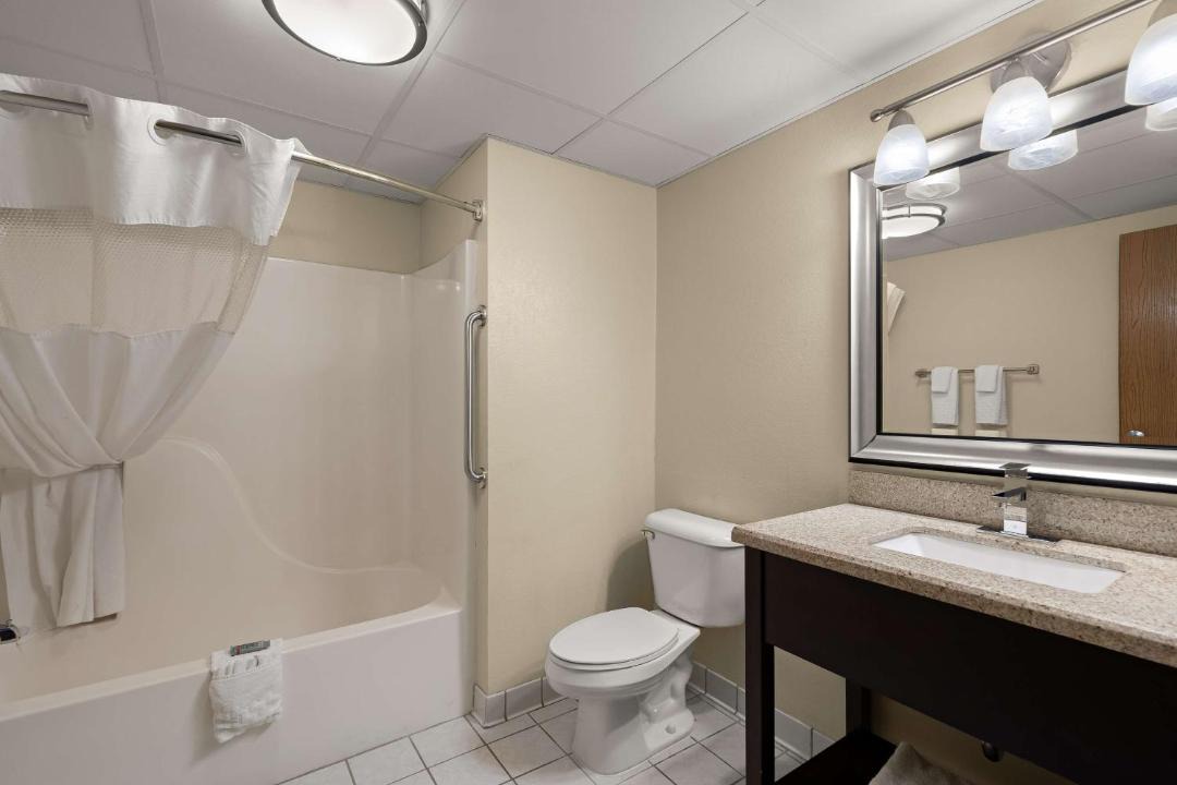 Photo of Bathroom in Village of Germantown