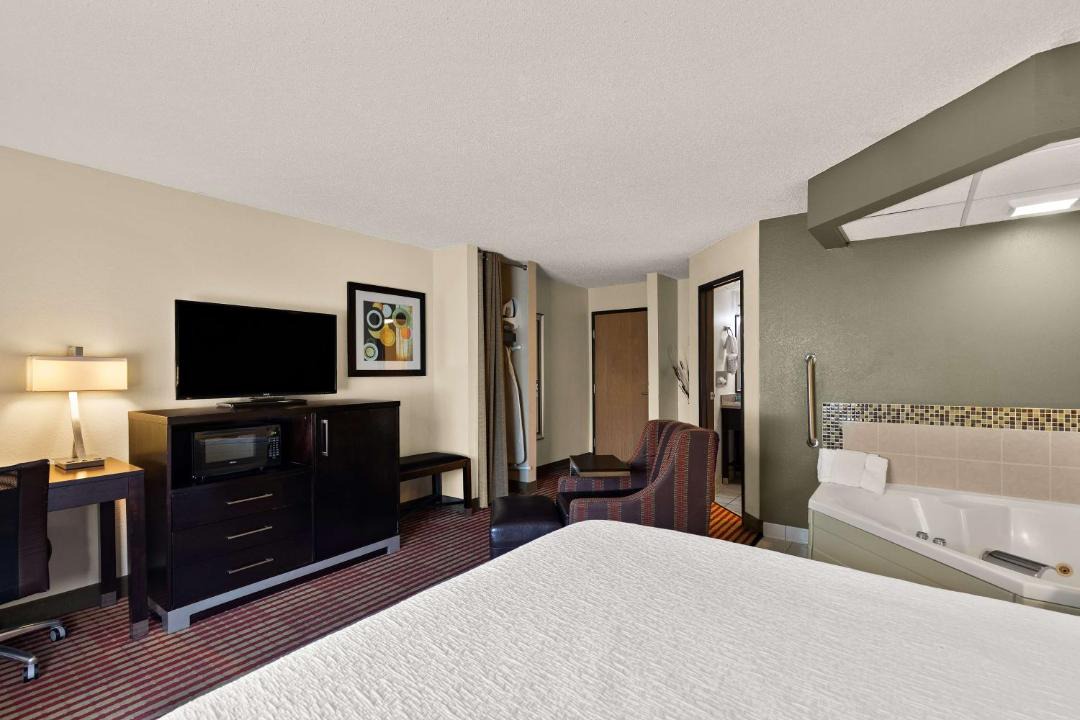 Photo of Bedroom in Village of Germantown