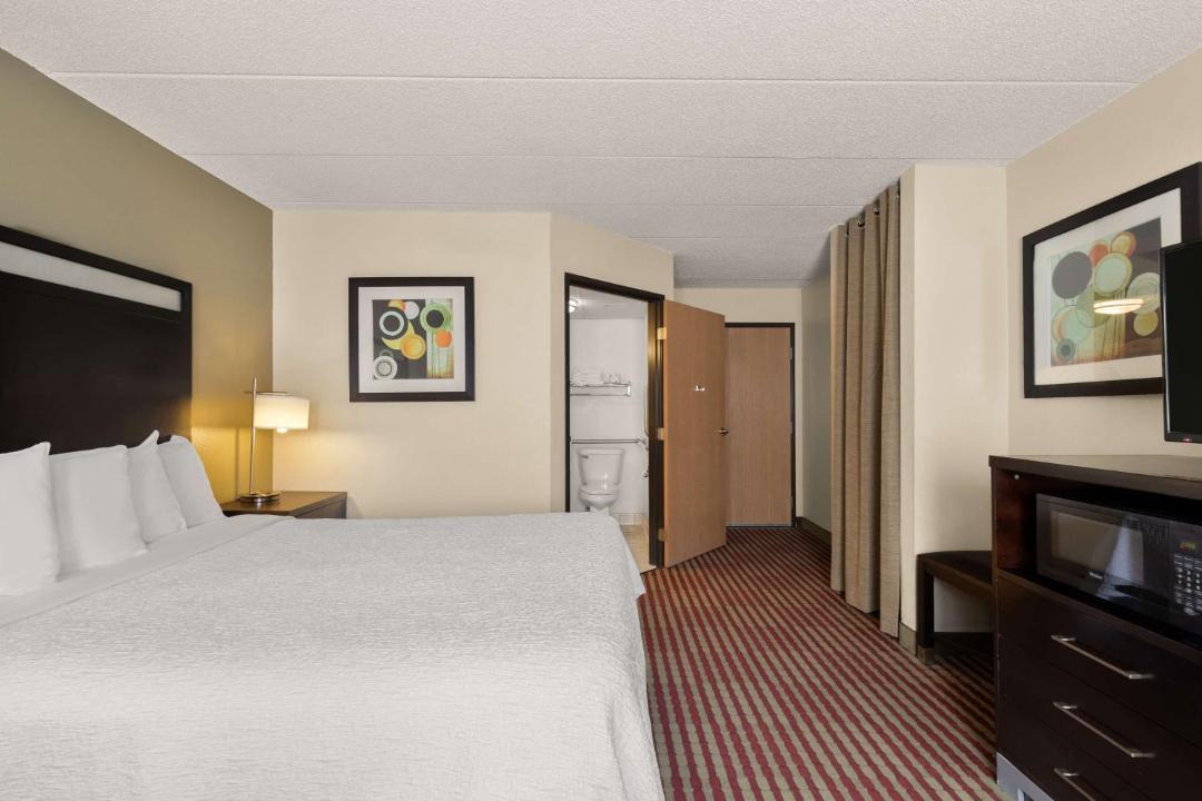 Photo of Bedroom in Village of Germantown