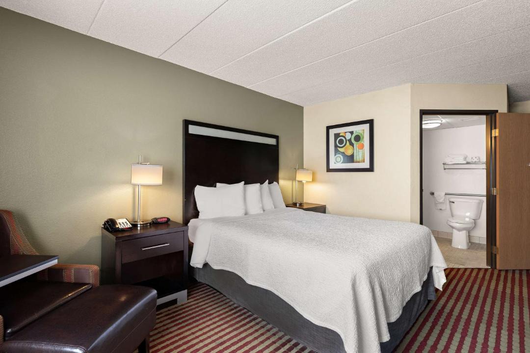 Photo of Bedroom in Village of Germantown